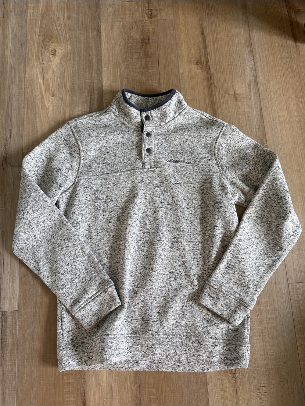 Eddie Bauer Men's Heathered Light Gray Sweater